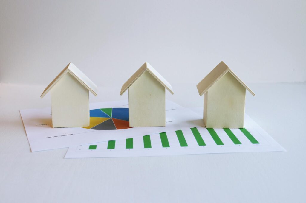 An infographic detailing the benefits of the Grandfamilies Program Utah.