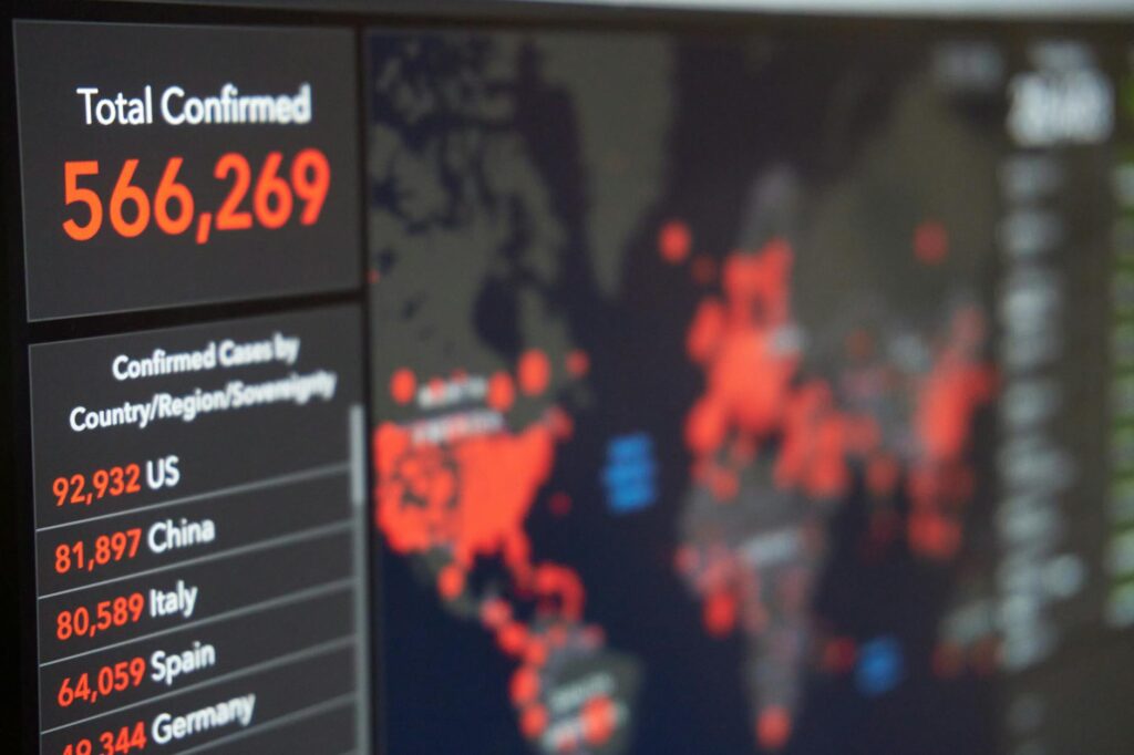 Infographic showing statistics about grandfamilies in Utah and the impact of COVID-19. — COVID-19 impact grandfamilies Utah