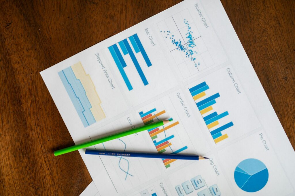 Infographic showing statistics on grandfamilies in Utah and their education challenges. — technology support grandfamili…