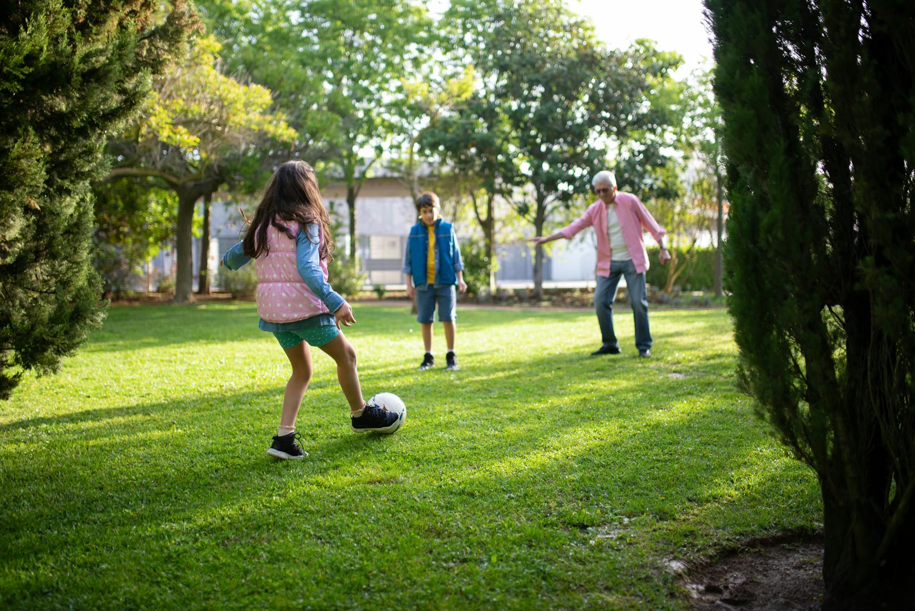 keeping grandchildren active divorce